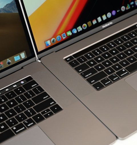 Два MacBook Pro