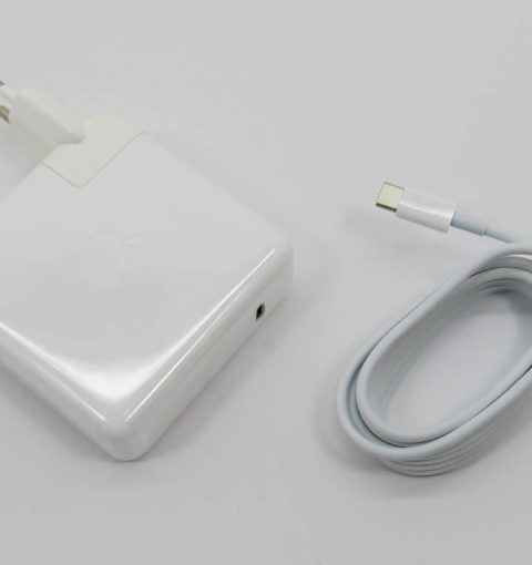 Apple USB-C адаптер питания