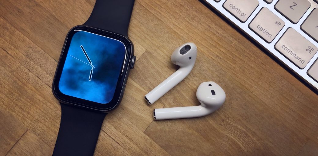 Apple Watch и AirPods