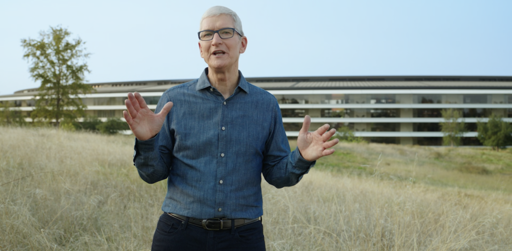 Тим Кук на презентации Apple 18 октября 2021 года